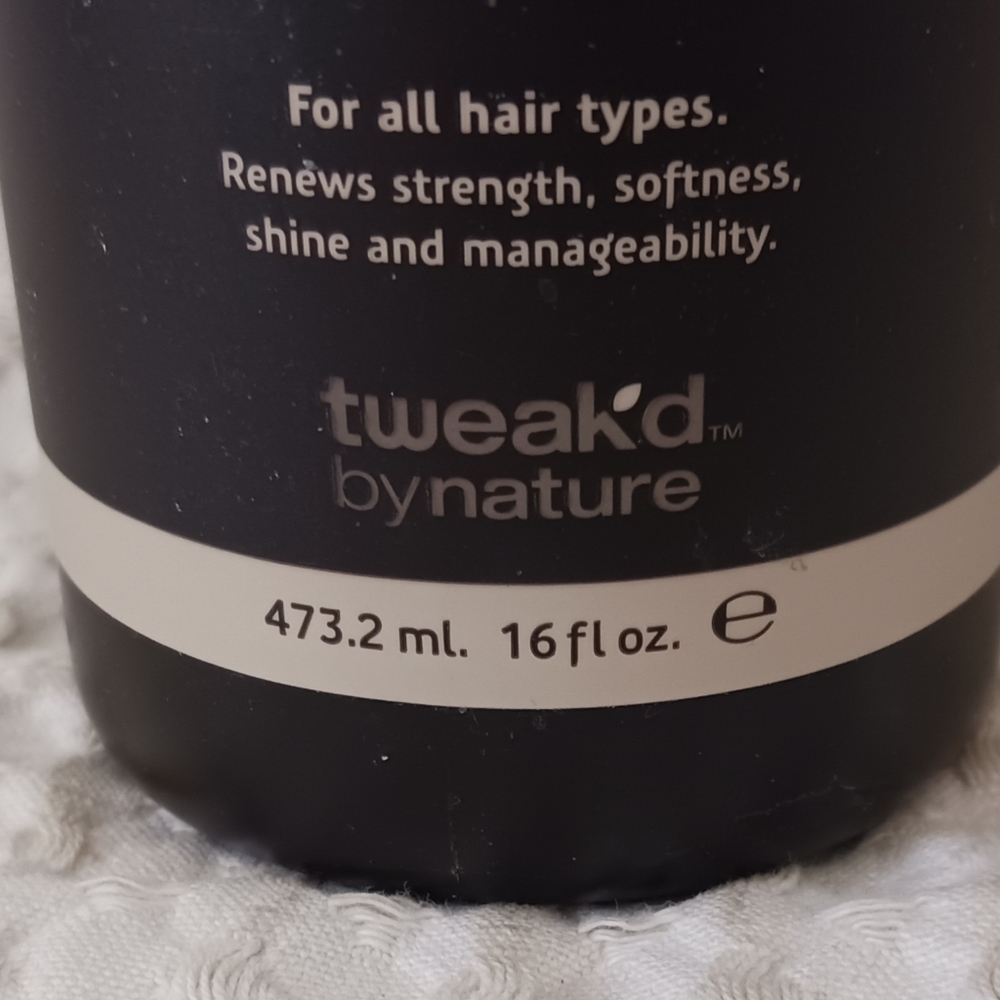 Tweak'd By Nature Tribal Chocolate Revitalizing Hair Treatment Mist 16 oz + Pump - Picture 11 of 11